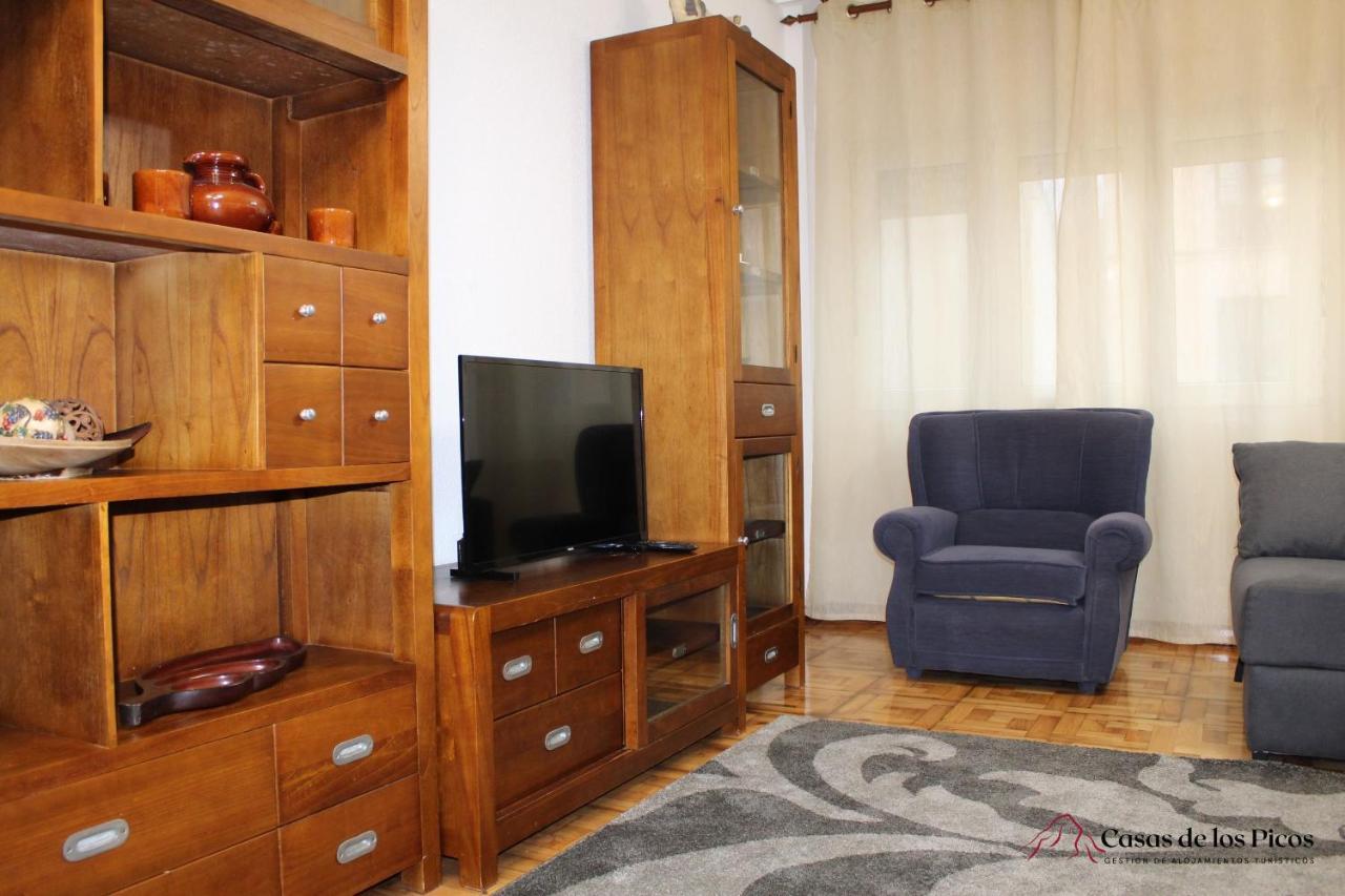 VUT La Fuentina -Casas de los Picos Panes Exterior foto